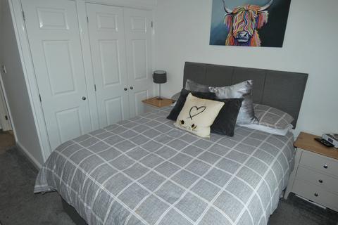 2 bedroom apartment to rent, Potters Court; Fenton Hall Close; Stoke On Trent; ST4