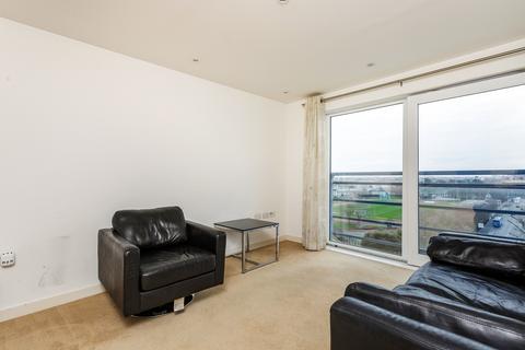 1 bedroom apartment to rent, The Crescent, Gunwharf Quays