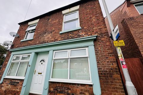 2 bedroom property to rent, London Road, CW5