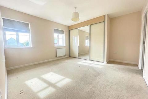 4 bedroom house to rent, Prevost Road, London