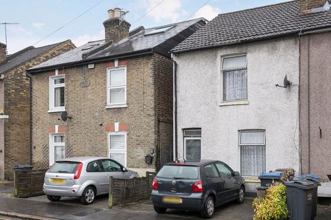 2 bedroom end of terrace house for sale, Selsdon Road, South Croydon