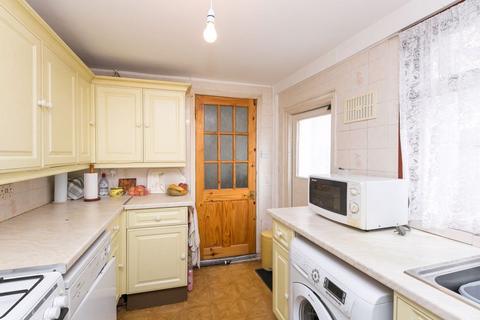 2 bedroom end of terrace house for sale, Selsdon Road, South Croydon