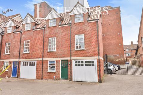 3 bedroom end of terrace house to rent, The Old Barley Market, Norwich, NR2
