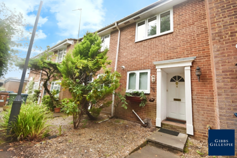 2 bedroom terraced house to rent, Chalfont Walk, Pinner