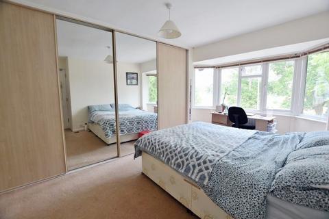 4 bedroom detached house to rent, Cleveland Road, Uxbridge