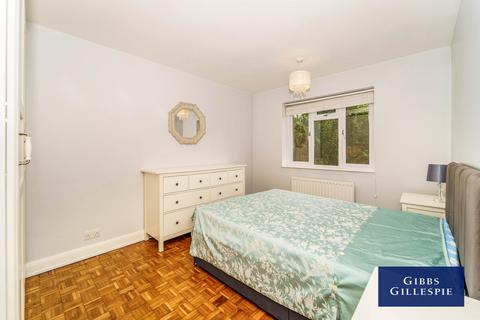 2 bedroom maisonette to rent, Sharps Lane, Ruislip HA4 7JB