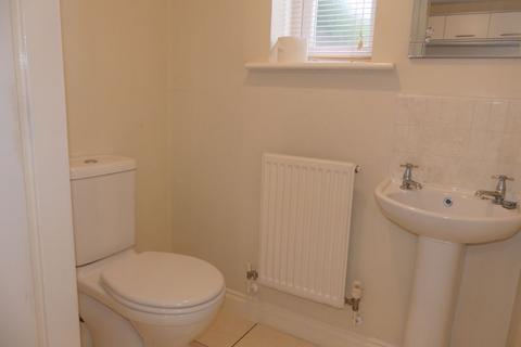 36 Twingates Close, Shaw, Oldham, OL2 8PU