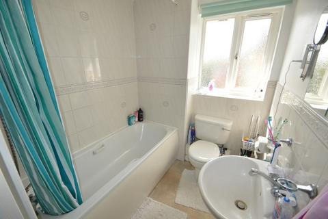 2 bedroom terraced house to rent, Augustus Gate, Herts SG2