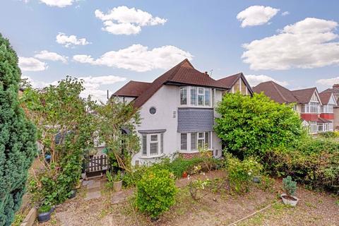 3 bedroom detached house for sale, Malden Way, New Malden KT3 5QS