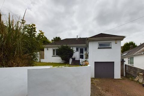 4 bedroom bungalow for sale, Dracaena Avenue, Falmouth