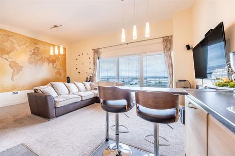 1 bedroom apartment for sale, Rope Quays, Gosport PO12