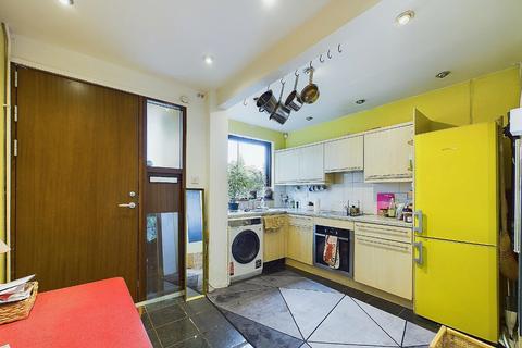 2 bedroom end of terrace house for sale, Point Hill, London SE10