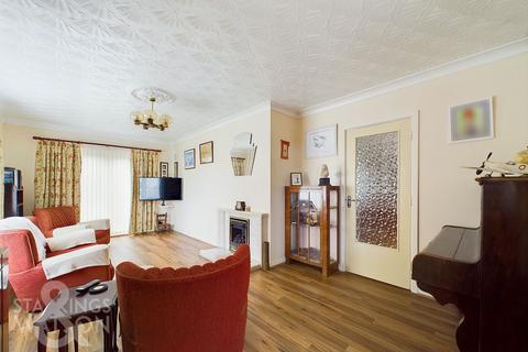 12 Fairfield Road, Bungay, NR35 1RY