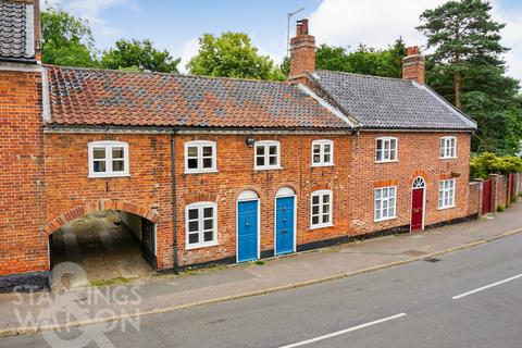 3 bedroom cottage for sale, High Street, Loddon, Norwich