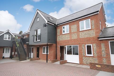 2 bedroom terraced house to rent, FALKLAND ROAD, DORKING, RH4