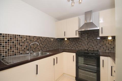 2 bedroom terraced house to rent, FALKLAND ROAD, DORKING, RH4