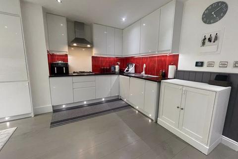 3 bedroom terraced house for sale, Wonderfully Modernised & Extended 3 bedroom House in Edgware HA8