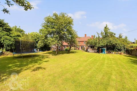 5 bedroom detached house for sale, Church Road, Shelfanger, Diss