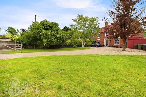 5 bedroom detached house for sale, Church Road, Shelfanger, Diss