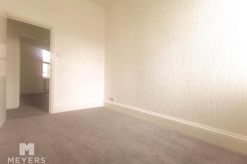2 bedroom flat to rent, Seabourne Road, Bournemouth, BH5 2