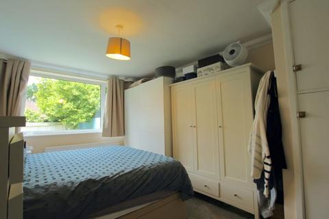 2 bedroom apartment to rent, Woolaston Avenue, Cardiff CF23