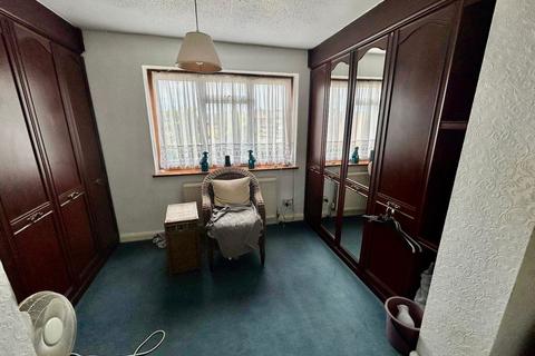 14 Mason Way, Waltham Abbey, EN9 3ET