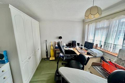 14 Mason Way, Waltham Abbey, EN9 3ET