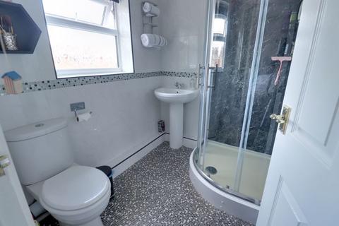 17 Newlands Close, Penkridge, Stafford, ST19 5JB