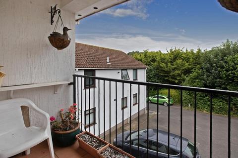 2 bedroom flat for sale, Falkland Way, Teignmouth