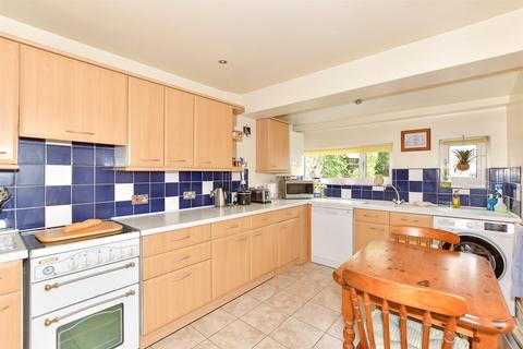 2 bedroom end of terrace house for sale, Risborough Lane, Folkestone, Kent