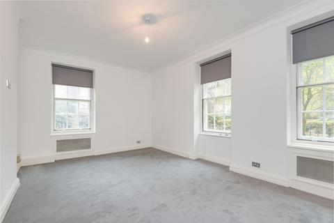 3 bedroom apartment to rent, Eyre Court, Finchley Road, St John's Wood, London, NW8
