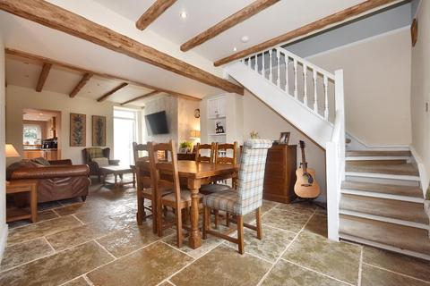 3 Beech Grove, Chatburn, Clitheroe, BB7 4AR