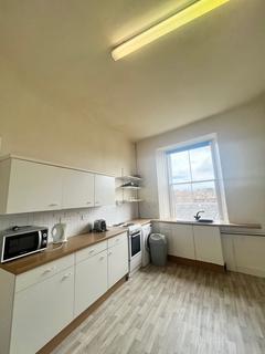 3 bedroom flat to rent, (3F2) Eyre Crescent, Edinburgh, EH3
