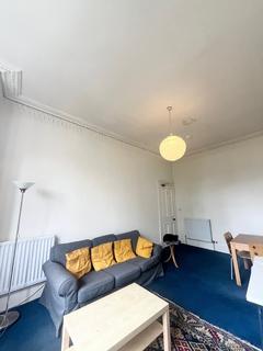 3 bedroom flat to rent, (3F2) Eyre Crescent, Edinburgh, EH3