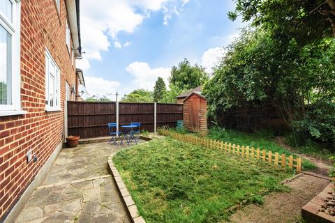 34 Cheston Avenue, Croydon, CR0 8DB