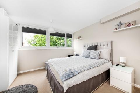 2 bedroom apartment for sale, Sylvan Road, London, SE19