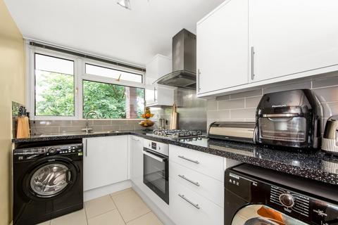 2 bedroom apartment for sale, Sylvan Road, London, SE19