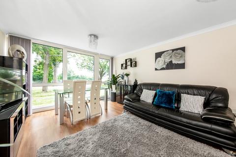 2 bedroom apartment for sale, Sylvan Road, London, SE19