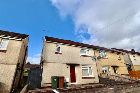 3 bedroom detached house for sale, Attlee Road, Blackwood, NP12