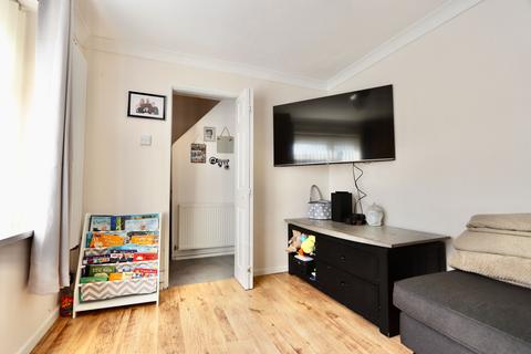 19 Attlee Road, Blackwood, NP12 1QD