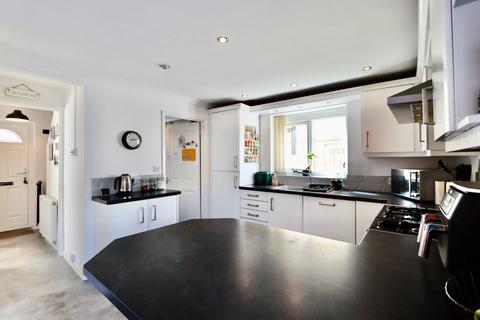 19 Attlee Road, Blackwood, NP12 1QD