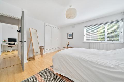 3 bedroom apartment for sale, Wat Tyler Road, London