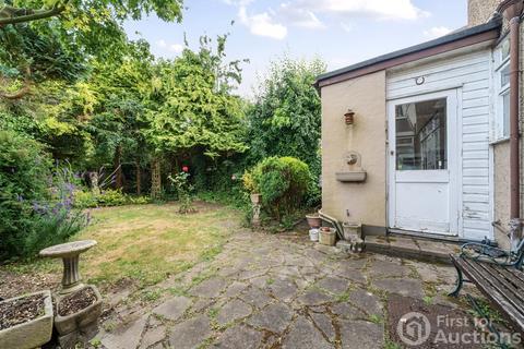 3 bedroom semi-detached house for sale, Woodside Avenue, Chislehurst