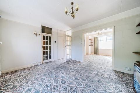 86 Woodside Avenue, Chislehurst, BR7 6BS