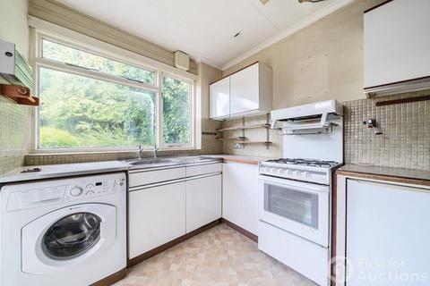 86 Woodside Avenue, Chislehurst, BR7 6BS