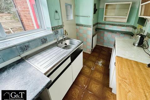 3 bedroom terraced house to rent, Pheasant Street, Brockmoor, Brierley Hill