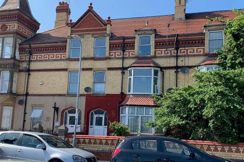 1 bedroom apartment to rent, Seabank Road, Rhyl LL18