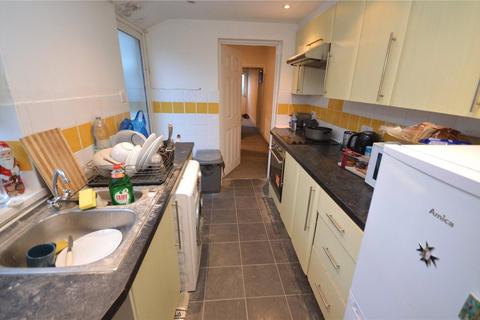 2 bedroom terraced house to rent, St. Peters Road, Luton, Bedfordshire, LU1