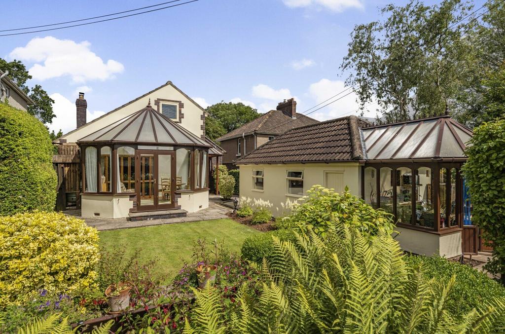 Northmead Road, Midsomer Norton... 3 bed bungalow for sale £495,000