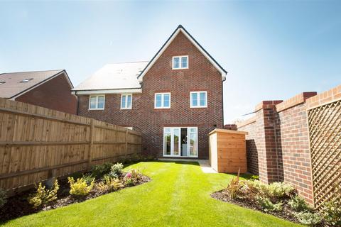 4 bedroom semi-detached house for sale, The Warfield, Harvest Ride, Warfield, Bracknell